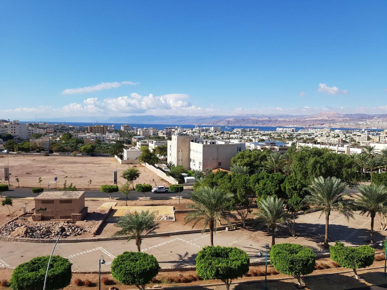 Al Jawad Suites Aqaba Bagian luar foto