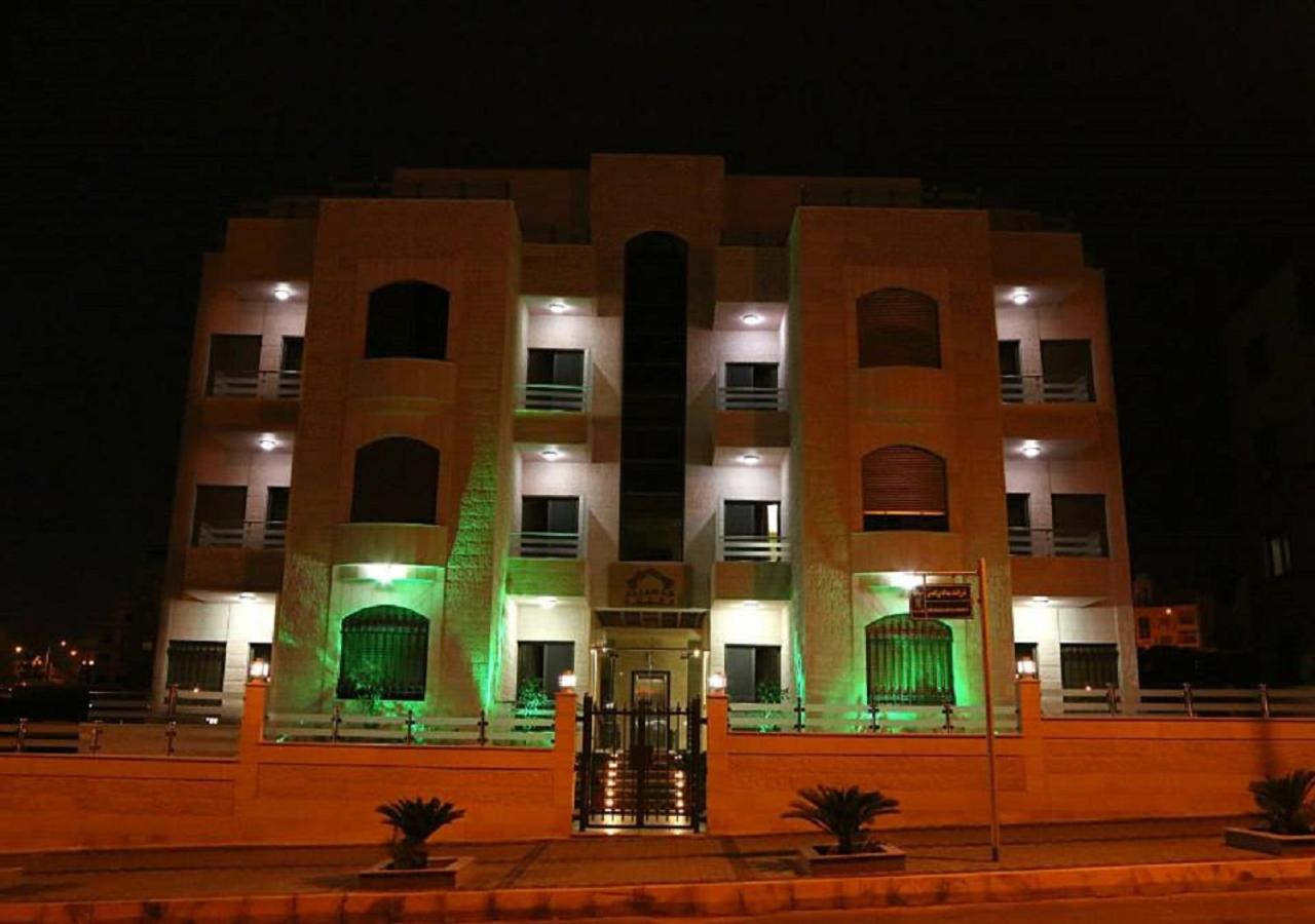 Al Jawad Suites Aqaba Bagian luar foto