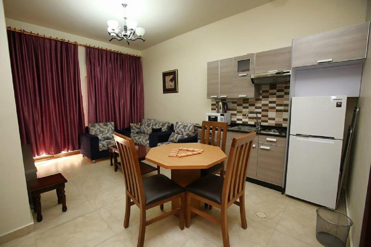 Al Jawad Suites Aqaba Bagian luar foto