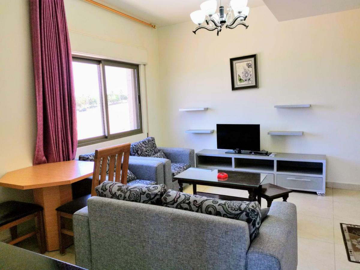 Al Jawad Suites Aqaba Bagian luar foto