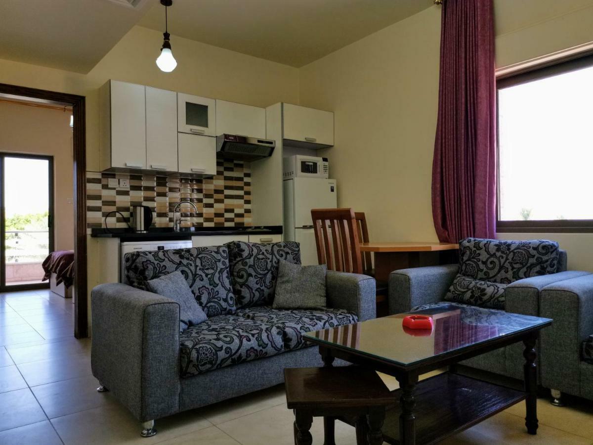Al Jawad Suites Aqaba Bagian luar foto