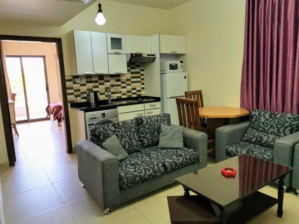 Al Jawad Suites Aqaba Bagian luar foto