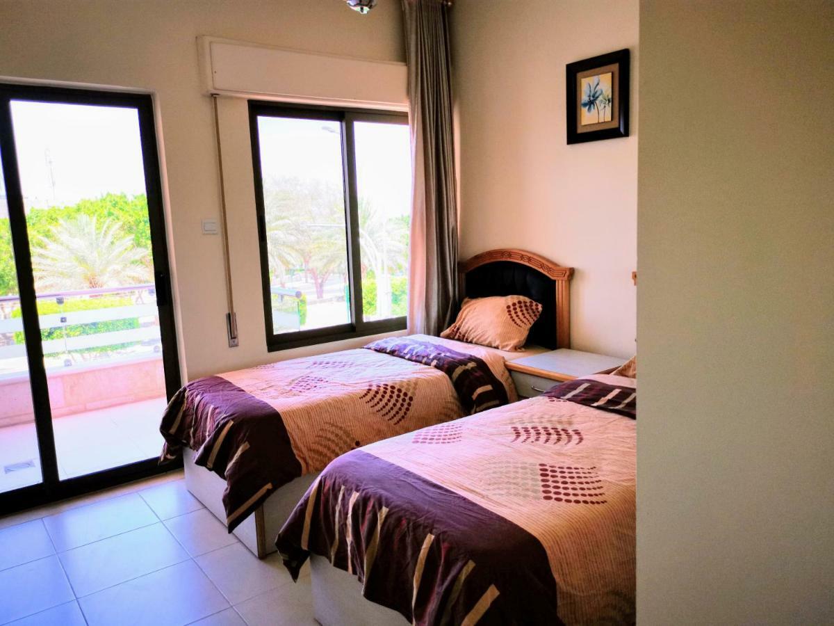 Al Jawad Suites Aqaba Bagian luar foto