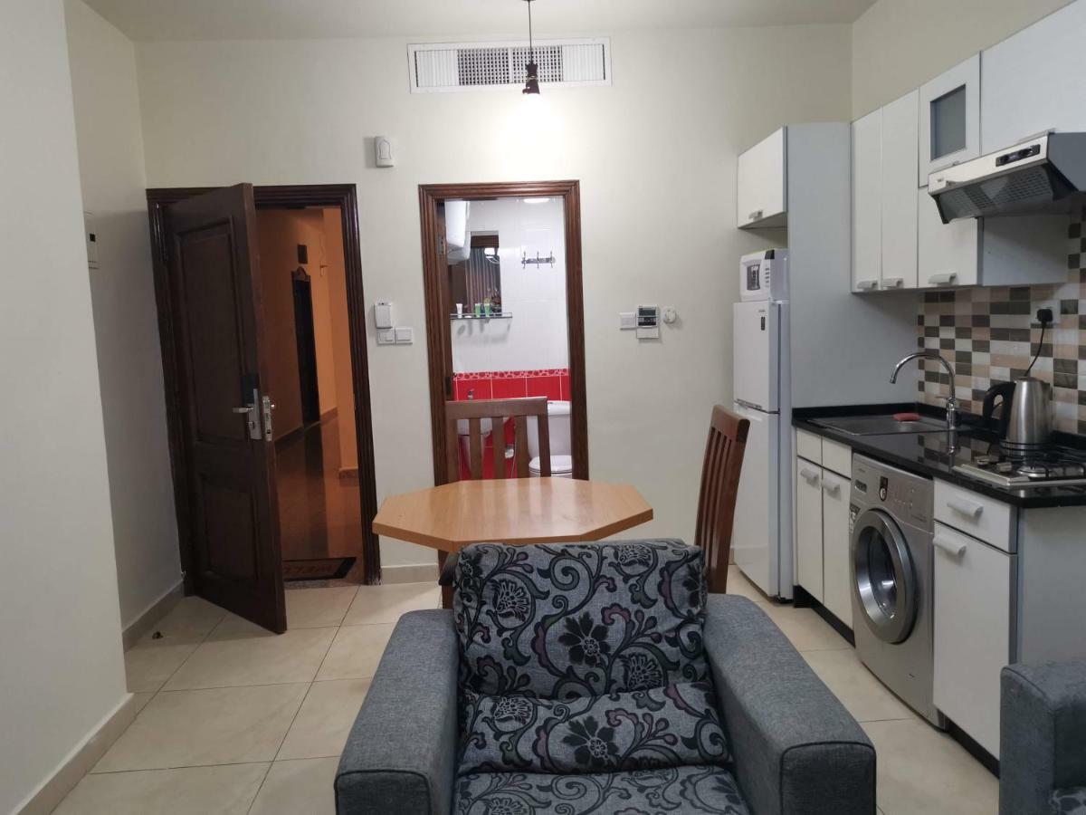 Al Jawad Suites Aqaba Bagian luar foto