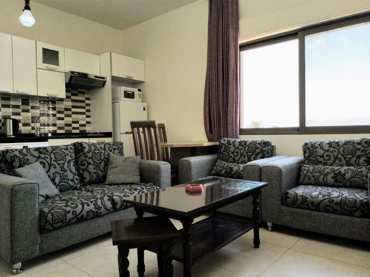 Al Jawad Suites Aqaba Bagian luar foto
