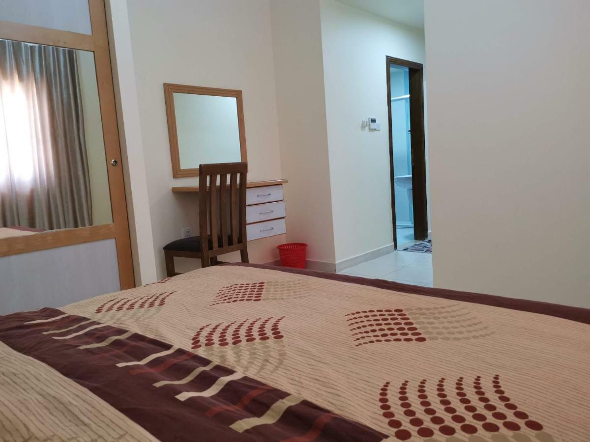 Al Jawad Suites Aqaba Bagian luar foto