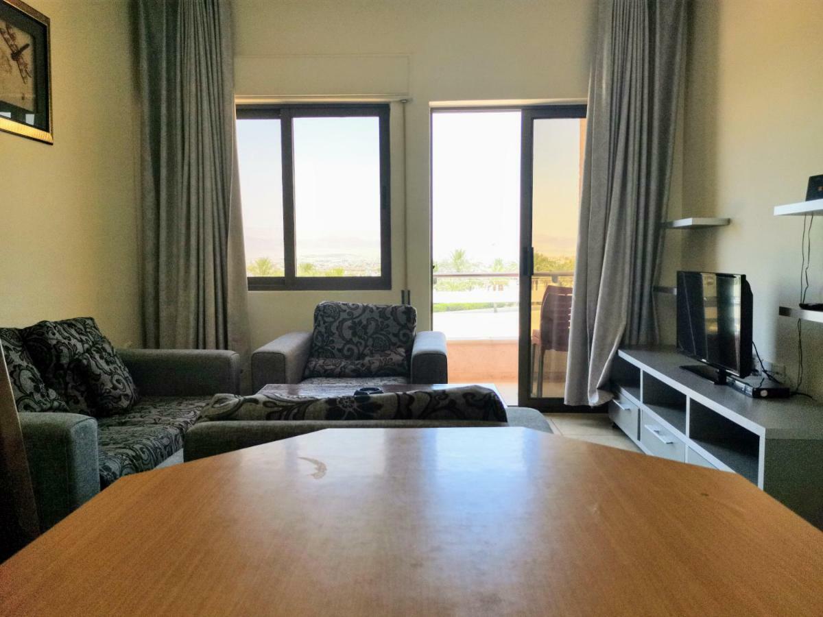 Al Jawad Suites Aqaba Bagian luar foto